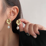 MY38147法式復古金色不規則耳環巴洛克淡水珍珠耳環